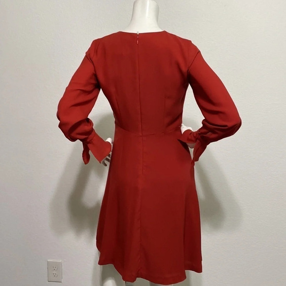 Ann Taylor Dress - Picture 5 of 9